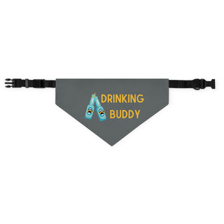 Beagle-Thirty Mugs Dog Collar Bandana in Grey. The Beagle-Thirty Mugs design features two dog paw labeled bottles clinking with the saying "Drinking buddy". Comes with adjustable black collar.