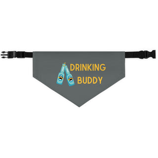 Beagle-Thirty Mugs Dog Collar Bandana in Grey. The Beagle-Thirty Mugs design features two dog paw labeled bottles clinking with the saying "Drinking buddy". Comes with adjustable black collar.